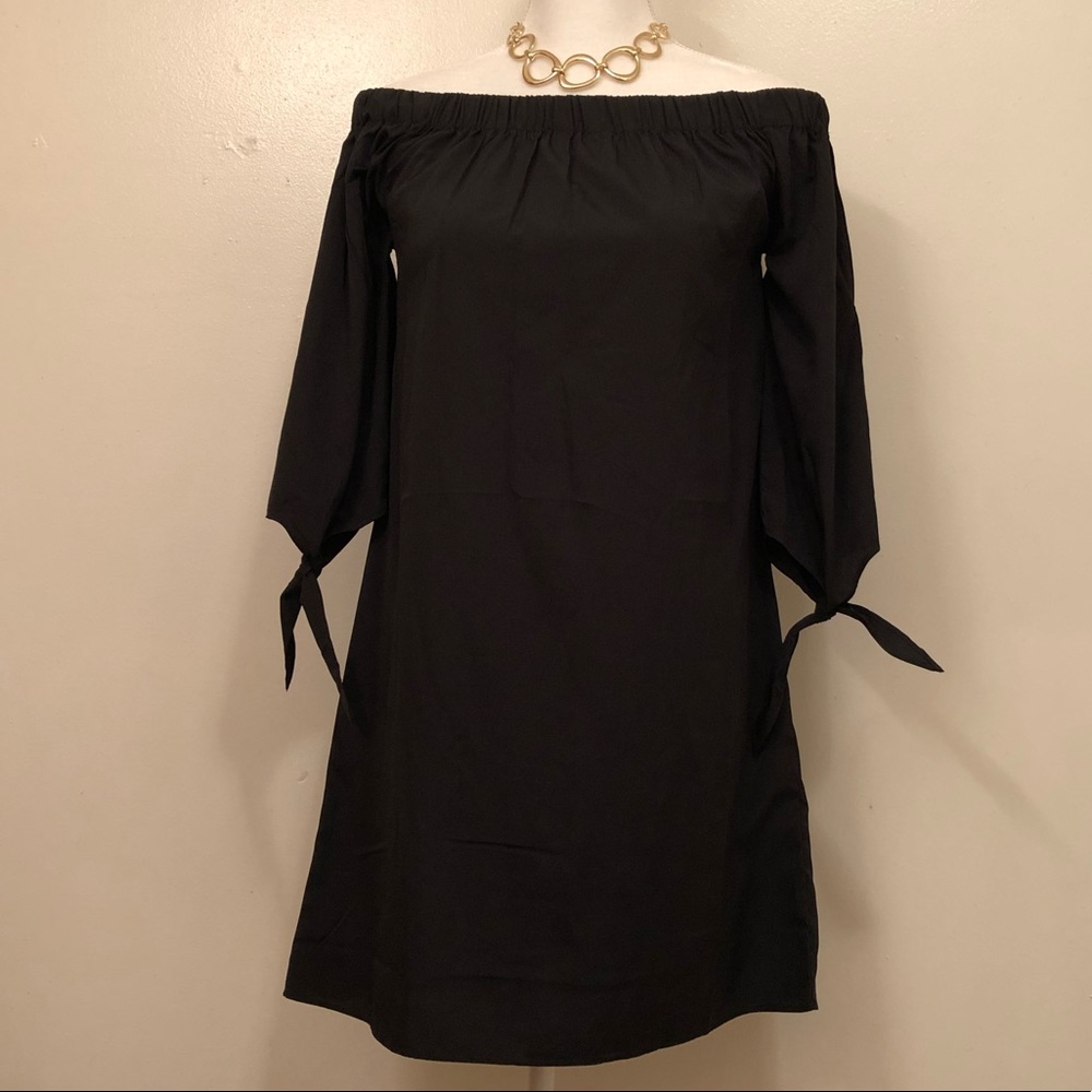 OFF SHOULDER DRESS - Picture 7 of 8